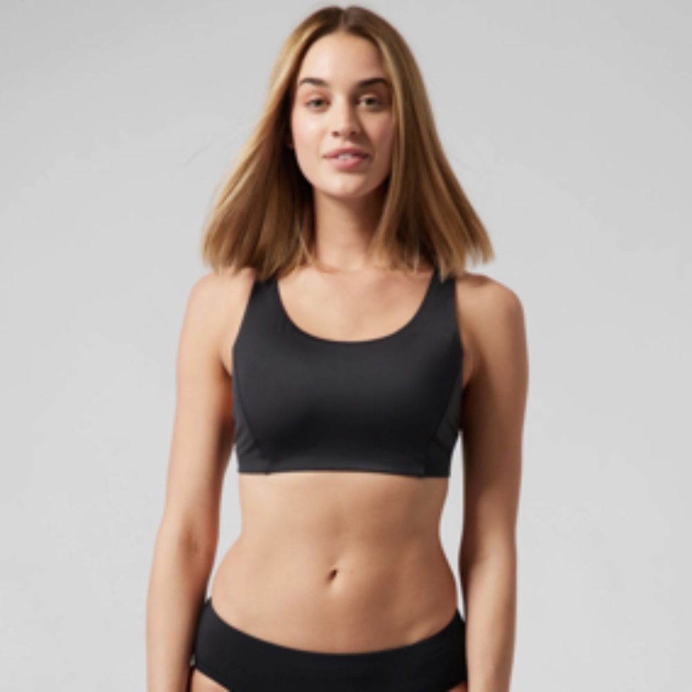 NWT Athleta Malibu Bikini Top, Black